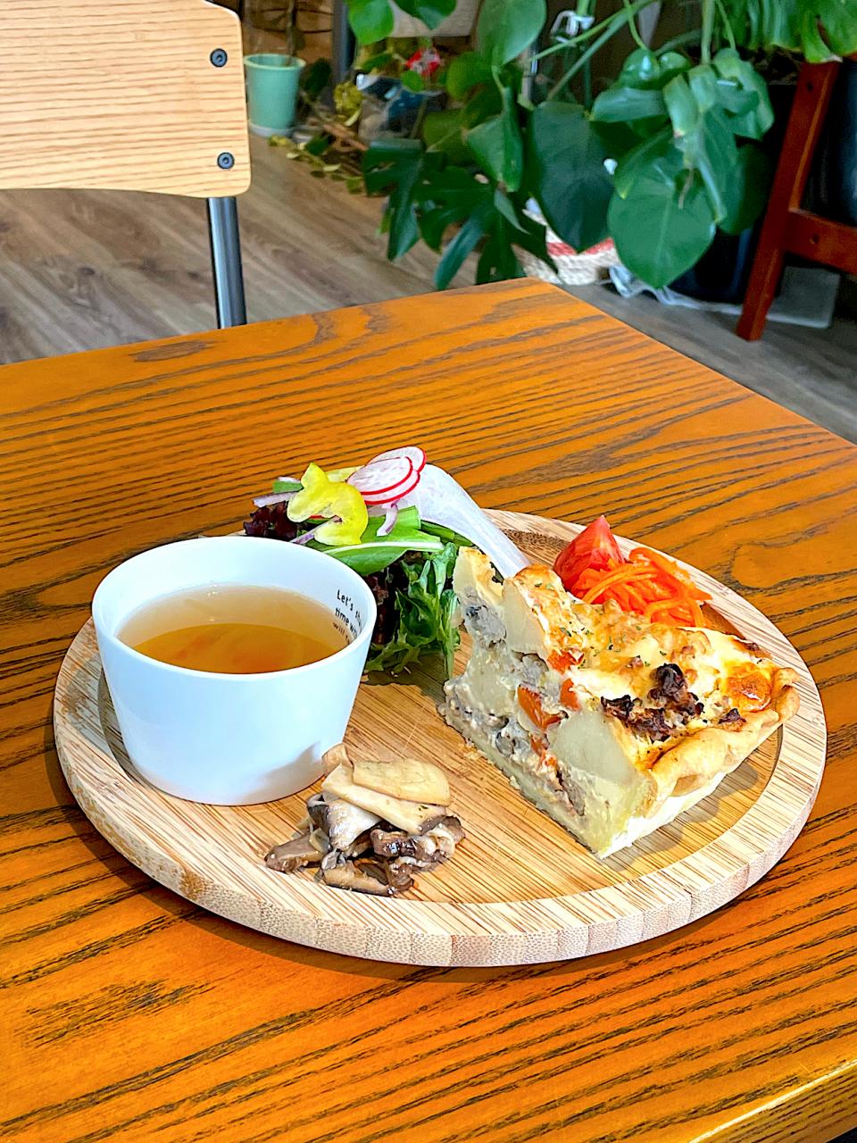 肉じゃが風キッシュ