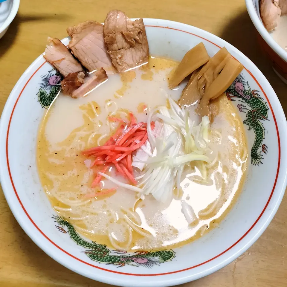 とんこつラーメン|はなはなさん