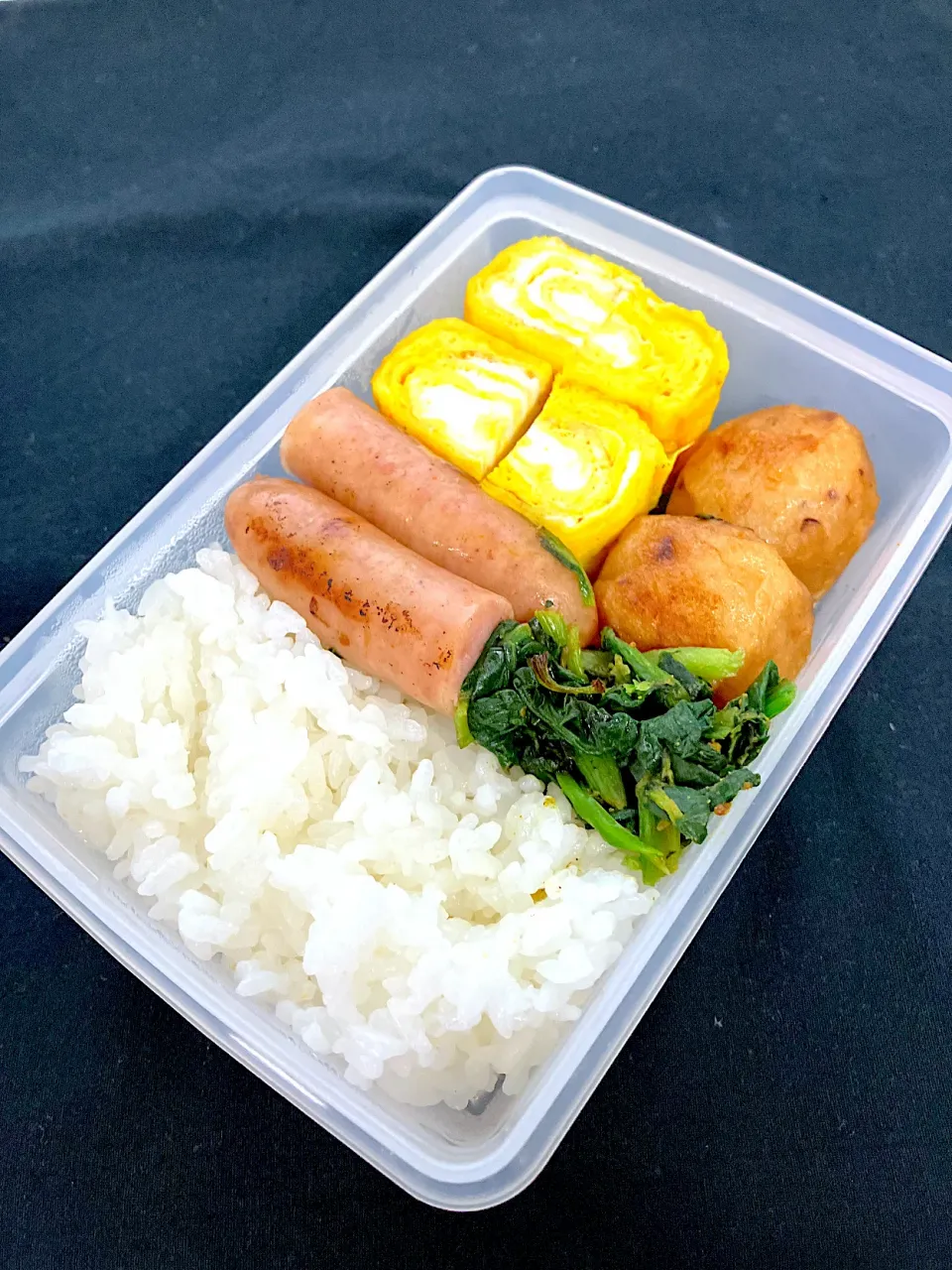 タッパー弁当|コマツ菜さん