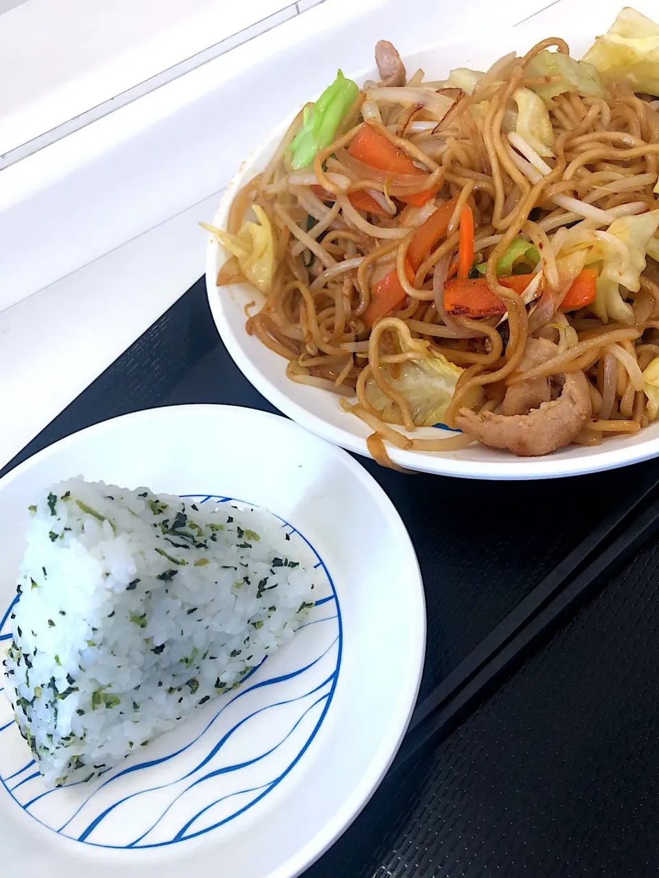 菜飯おにぎり&八幡焼そば|藤本 ひろきさん