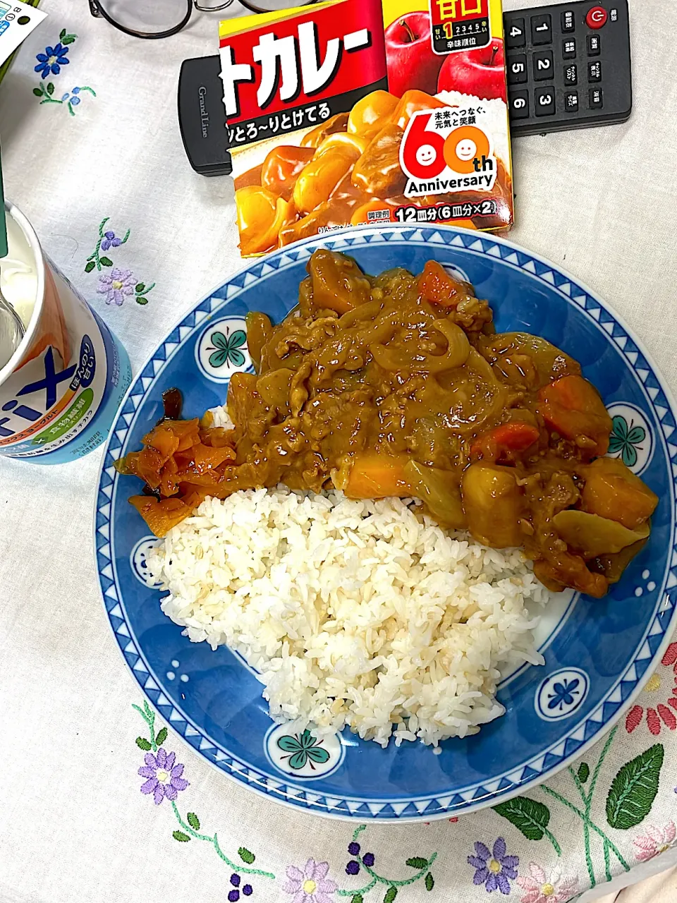 鬼の居ぬ間の甘々カレー🍛昭和をレトロだなんていうんじゃあないぜぃ٩( ᐛ )و|ぽんぽこまめだ。さん