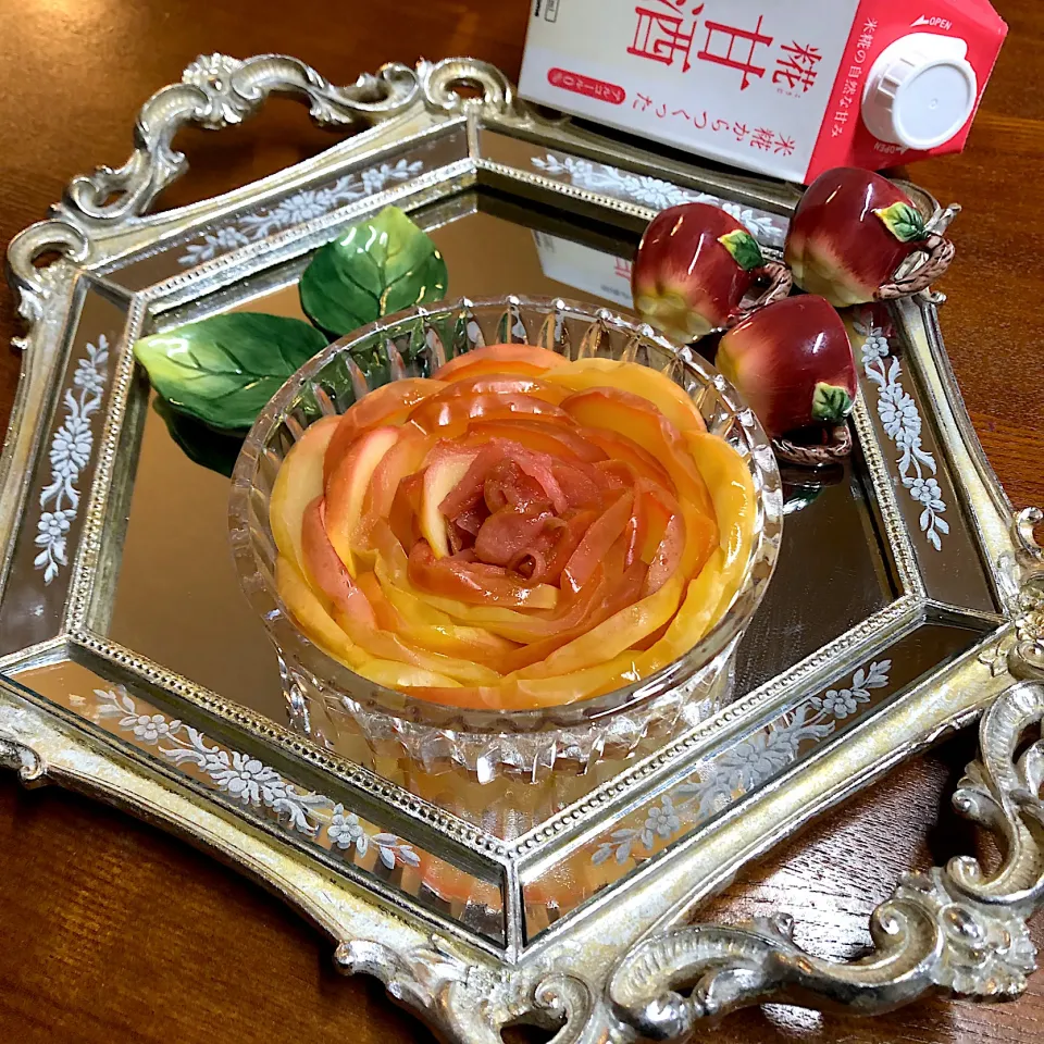 りんごの麹甘酒煮🍎|henryさん