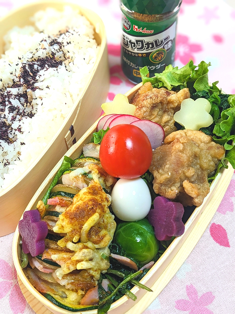 本日のお弁当〜、カレーチーズのハッセルバックポテト弁当〜