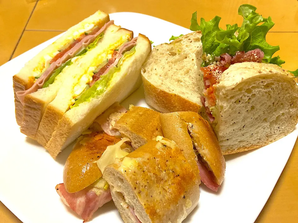 お散歩でパン屋さんめぐり😊|サチ😊さん