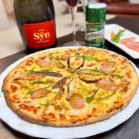 味付カレーパウダーであっという間にカレーピザ🍕