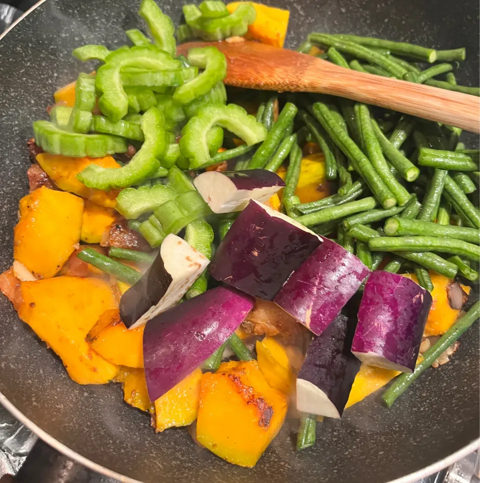 Sautéing veggies|🌺IAnneさん