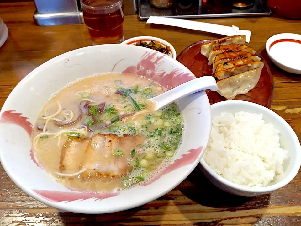 瀧の家　とんこつ純味 Bセット|コージ💫さん