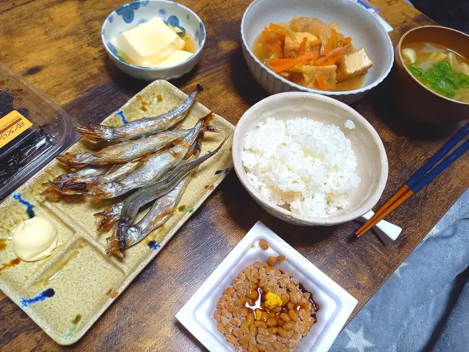 ・白菜と厚揚げの炊いたん
・子持ちししゃも
・玉子豆腐
・玉ねぎと揚げのみそ汁|ちりさん