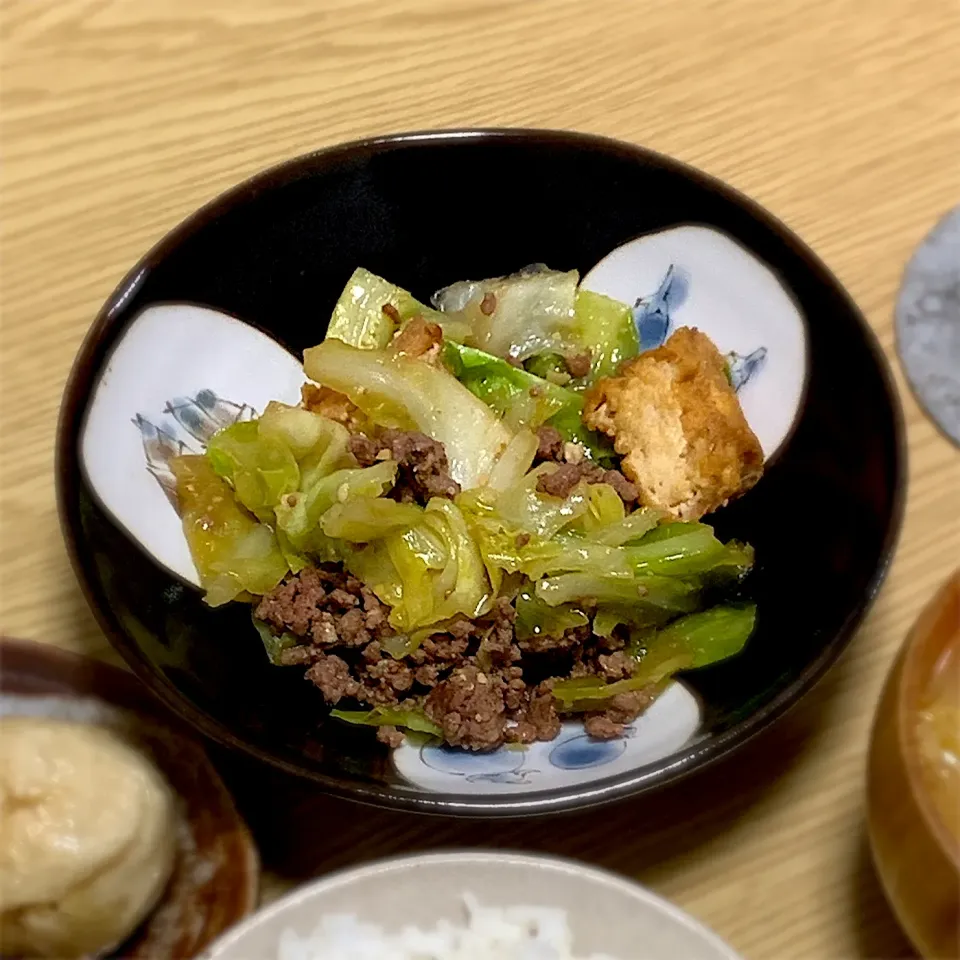 キャベツと厚揚げの味噌そぼろ煮|▫️さん