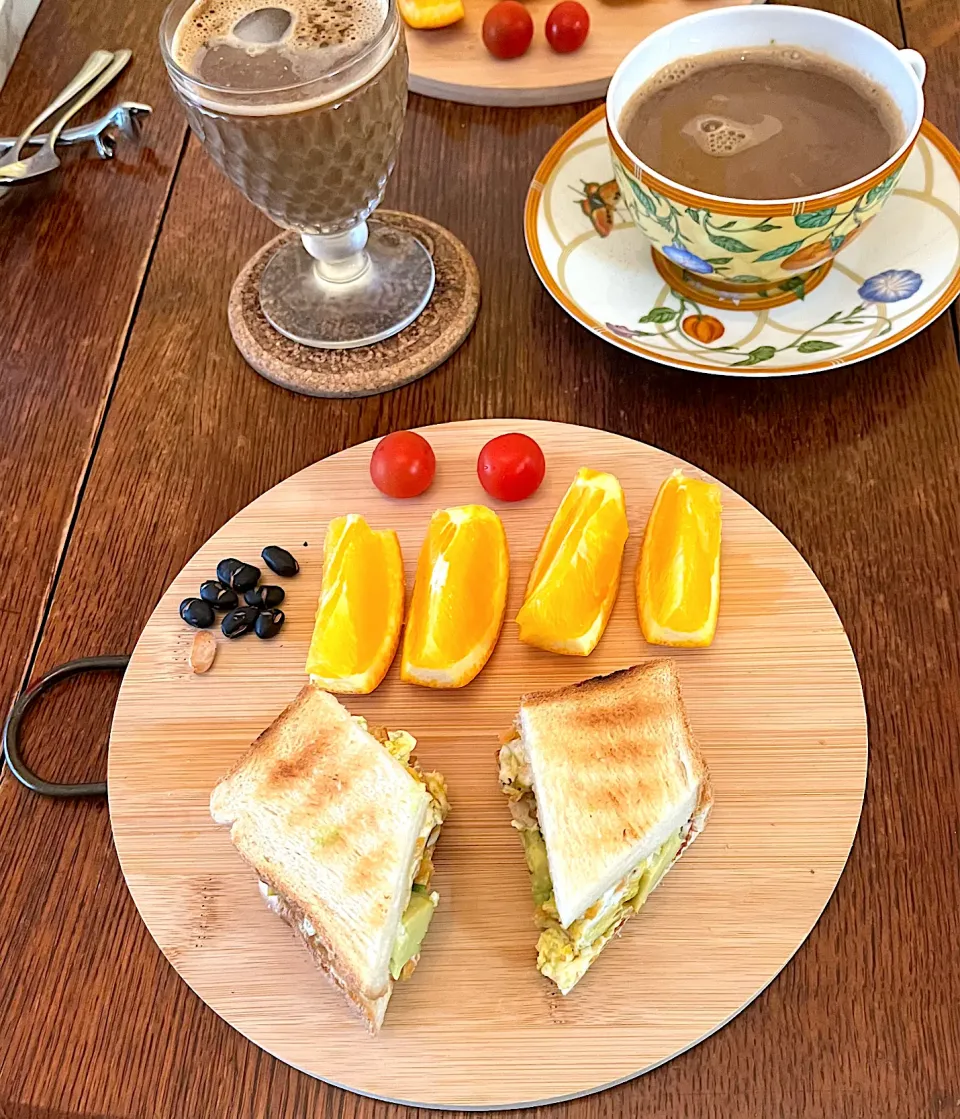 朝ごはん♯オムレツサンド♯食パン|小松菜さん