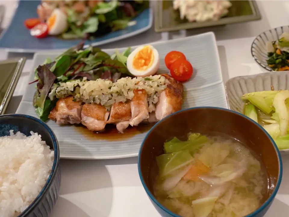 新玉ねぎ香るディアボラ風チキン|はる꒰(๑´•.̫ • `๑)꒱さん