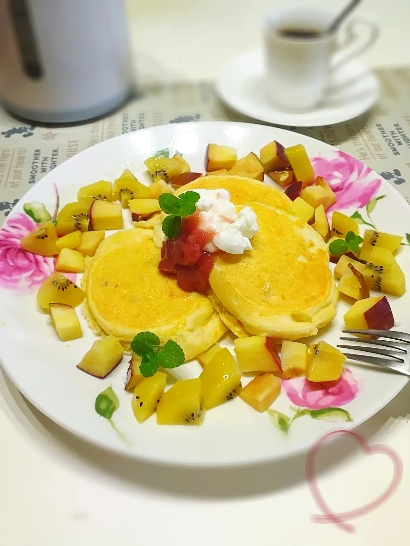 米粉のスフレパンケーキ🥞|みったんさん