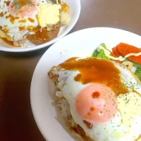 安っすいハンバーグでロコモコ丼❤︎|のぶさん