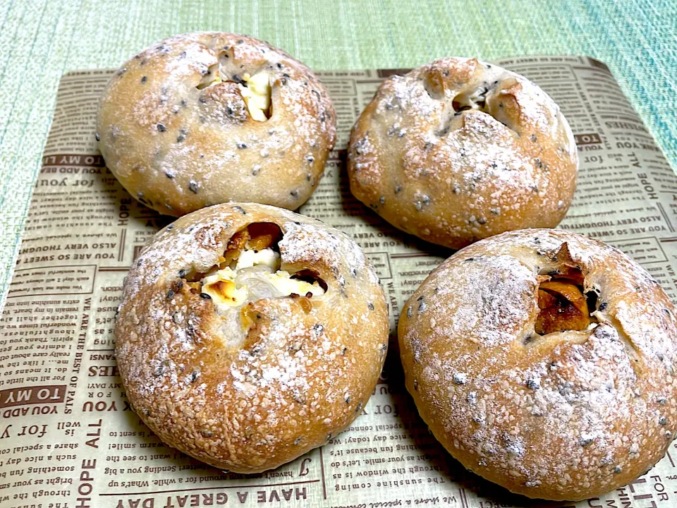 いちじくとクリームチーズのハードブレッド|モチュさん