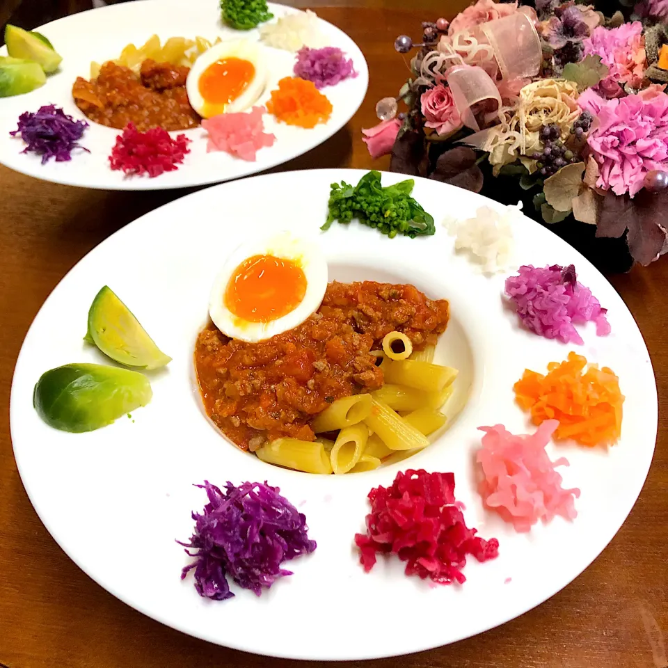 アマトリチャーナペンネ🥗春野菜添え💐|henryさん