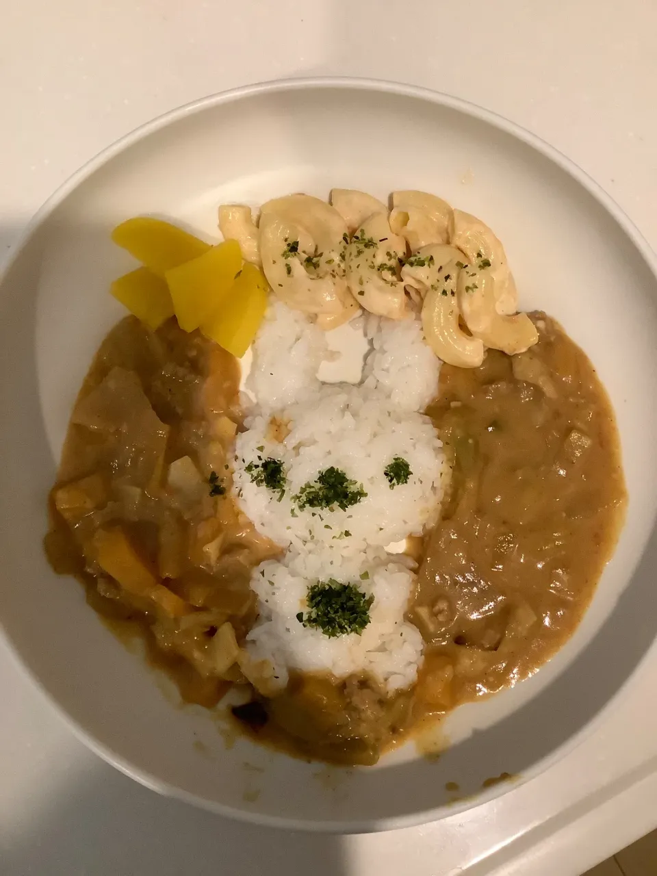 Snapdishの料理写真:シチューをカレーにアレンジ|nakoさん