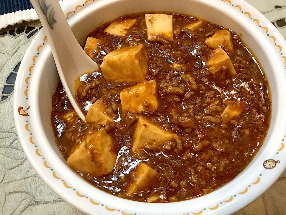 Snapdishの料理写真:ちょっと辛い🌶麻婆豆腐😋|アライさんさん