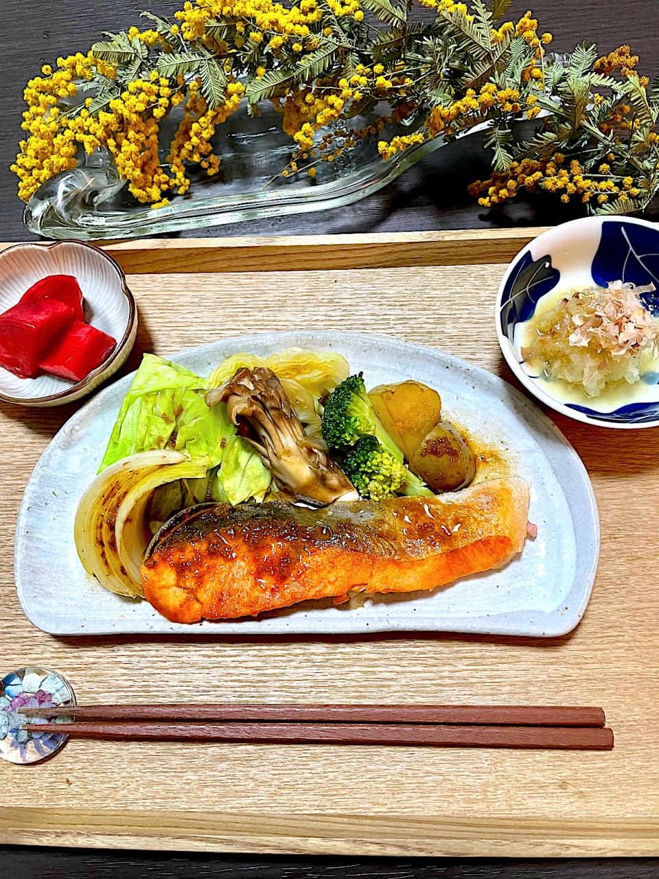 子供が一番好きな鮭のおかず　　鮭のムニエルニンニク醤油だれ
