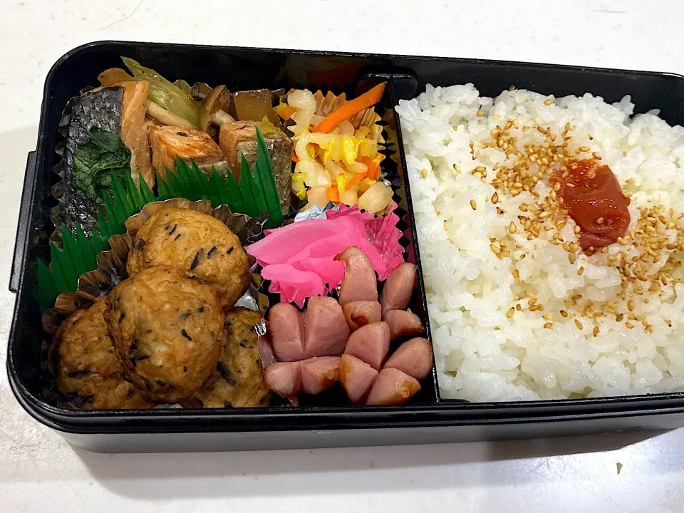 鮭と野菜の炒め物とひじき団子弁当|はるさん