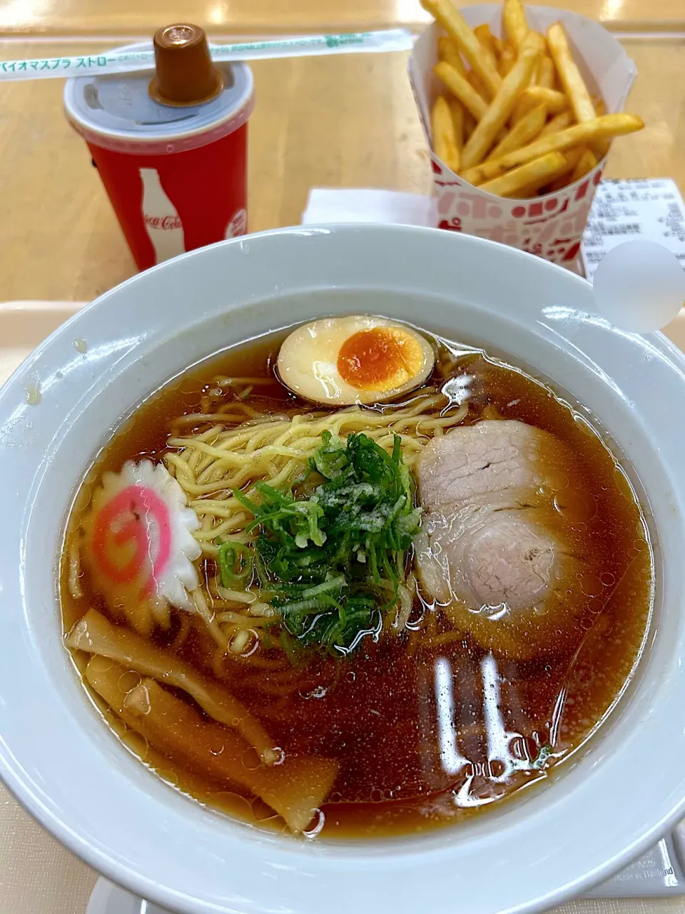 ポッポの醤油ラーメンとポテト🍜🍟|友紀さん