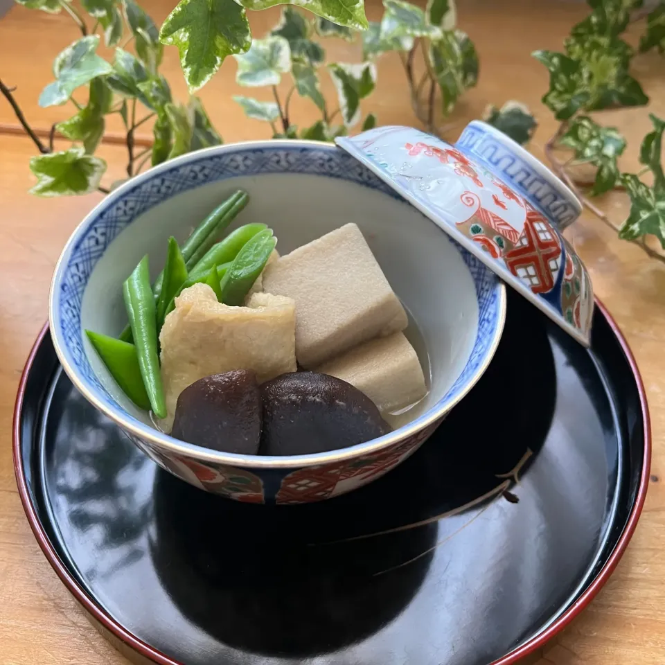 🇯🇵高野豆腐と京揚げ、椎茸、青いお豆さんの炊いたん🇯🇵|Hollyさん