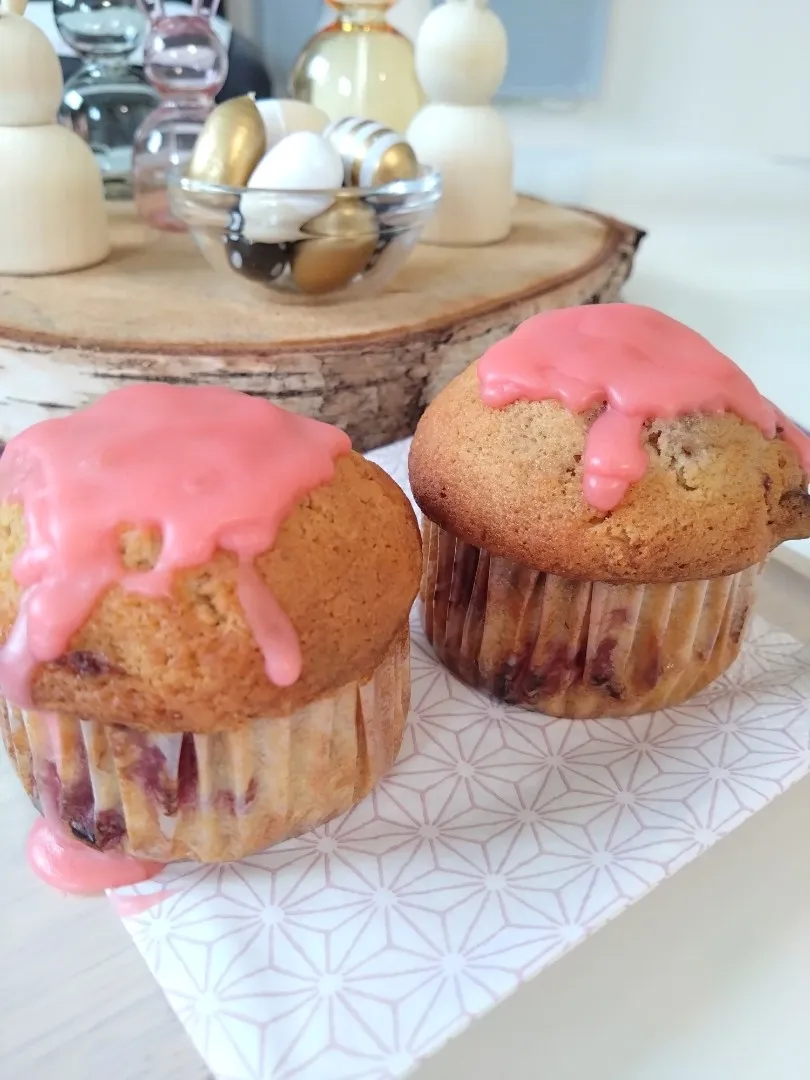 strawberry white Chocolate muffins|mickamisaさん