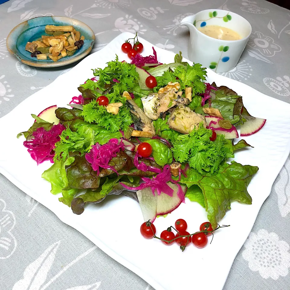 Snapdishの料理写真:春野菜と鯖のジェノバ風サラダ|さらっと🍀さん