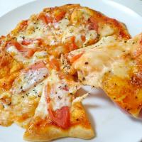 簡単手作りピザ  2種チーズ