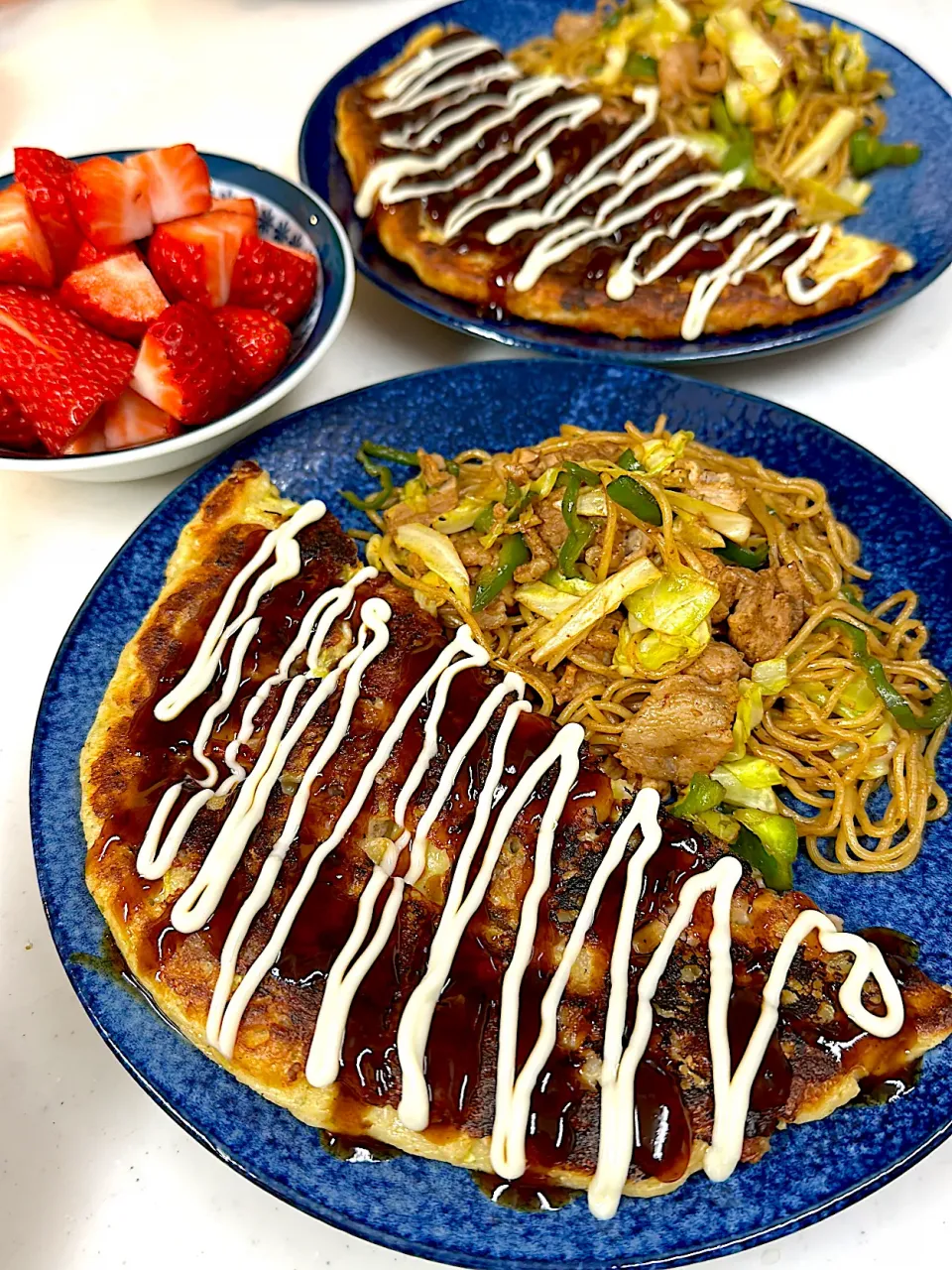 お好み焼きと焼きそばのハーフ&ハーフ。|ゆーこ。さん