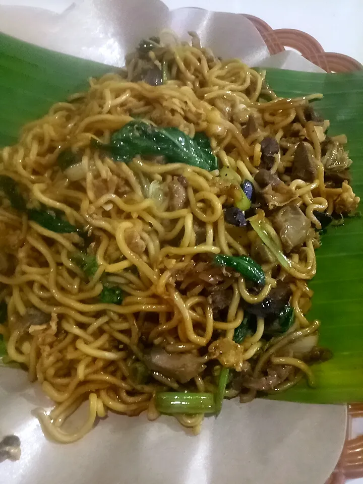 mie tumis ati ampela|Dery Suhadiさん