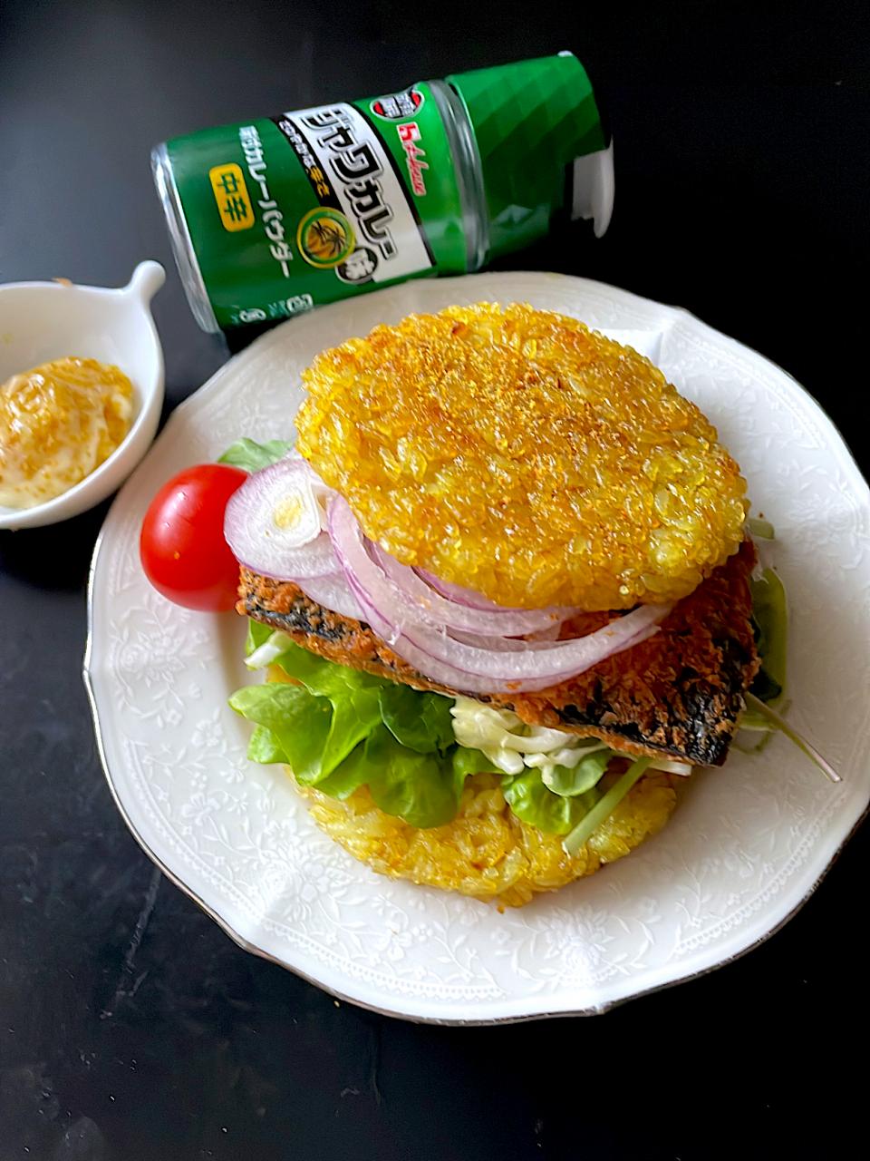 カレー鯖ライスバーガー🍔