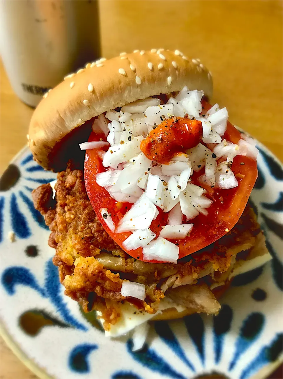 余ったKFCと新玉ねぎのチキンバーガー|deekay71さん