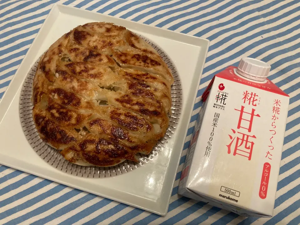 Snapdishの料理写真:麹甘酒入り餃子🥟|もふもふさん