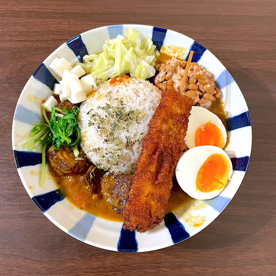 Snapdishの料理写真:牛肉スパイスカレー|dashi menjiroさん