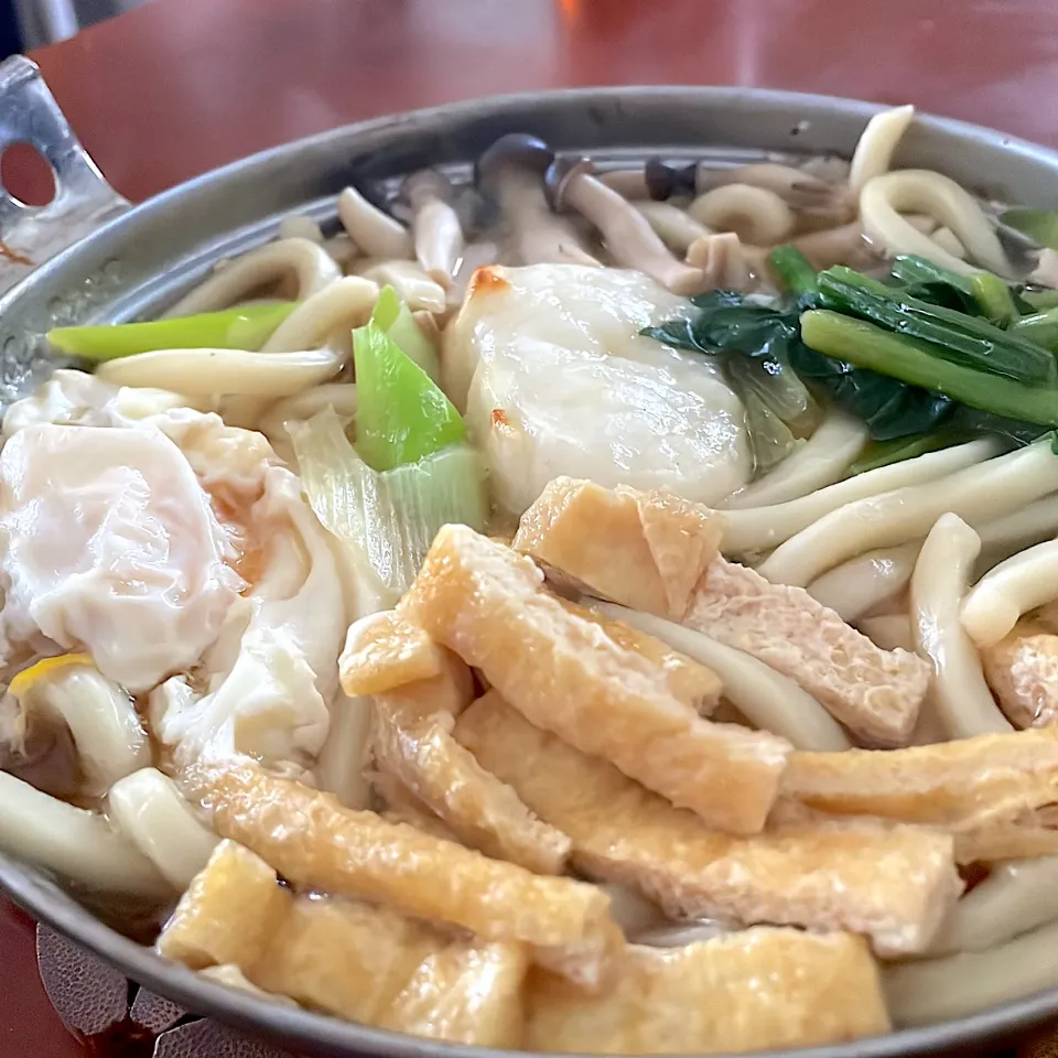 日曜日のお昼ごはん　　　　　　　　　　　　　　　　鍋焼きうどん|mokoさん