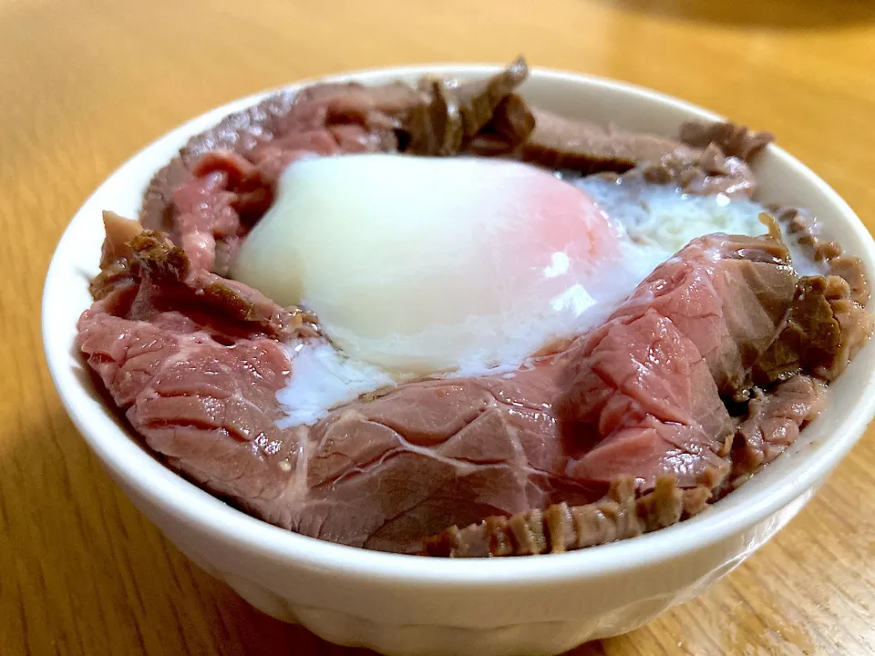 ＊温玉ローストビーフ丼＊|＊抹茶＊さん