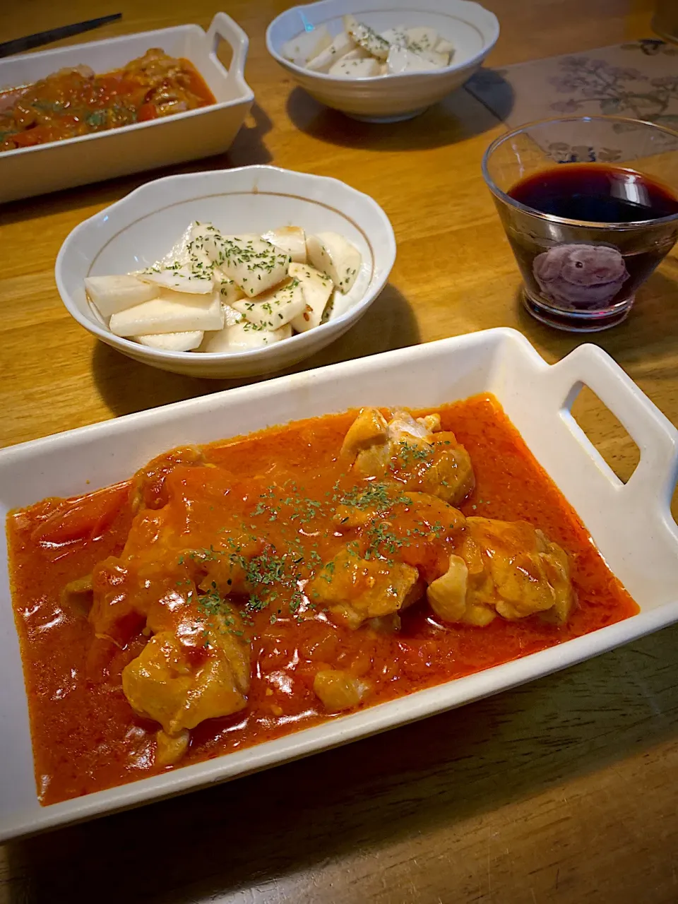 鶏肉のトマト煮と、フルーツかぶのサラダ|もえさん