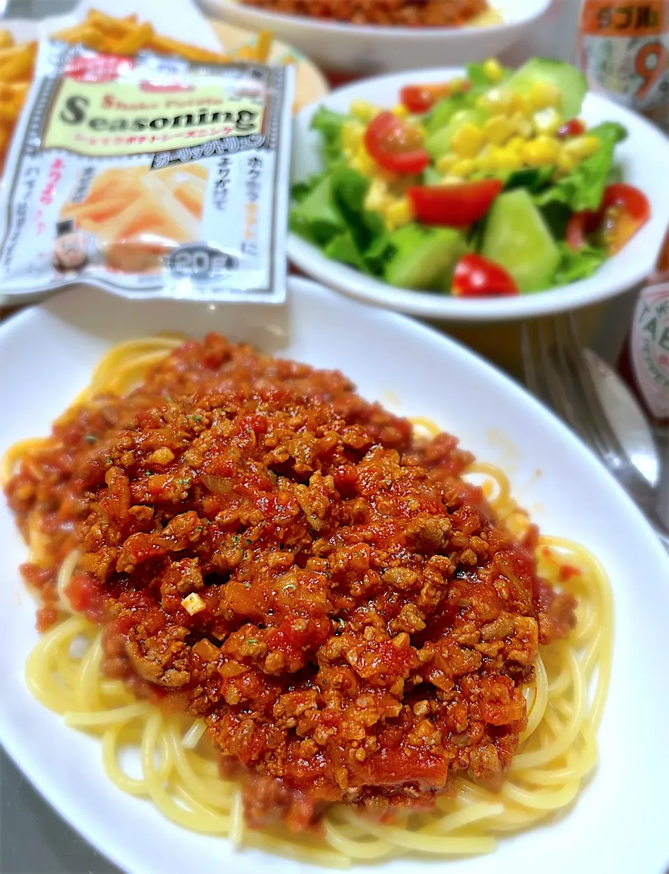 ガーリックトリュフ香る具沢山ミートソース🍝|Catherineさん