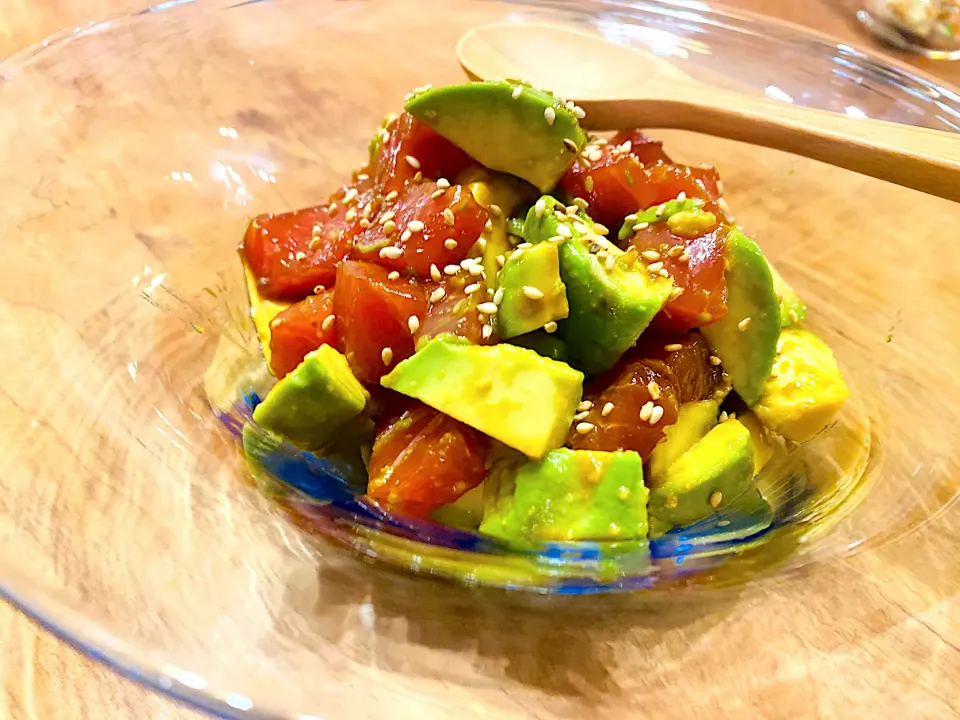 マグロとアボカドのワサビ和え🥑|まめすけ。さん