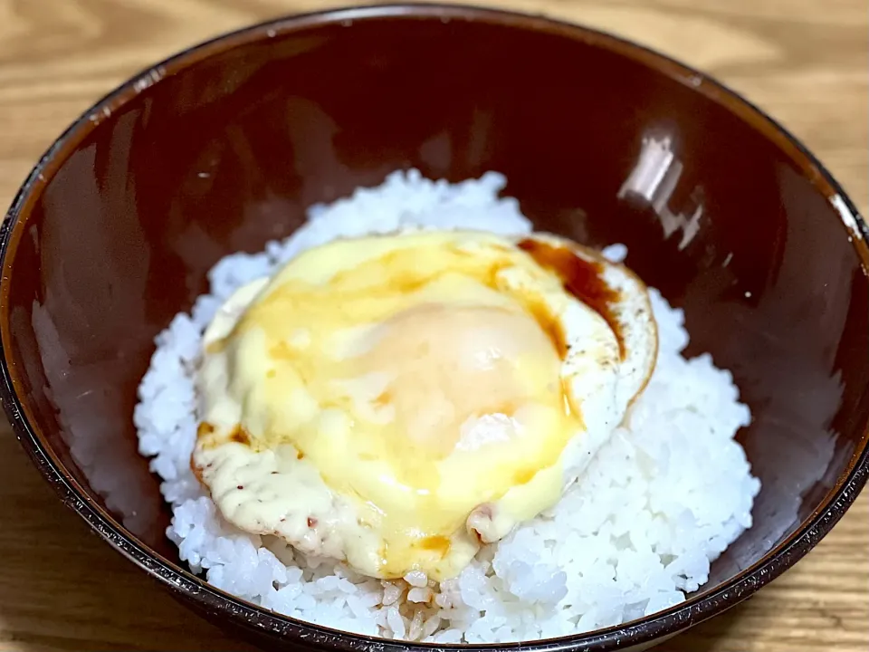 ☆チーズエッグ丼|まぁたんさん