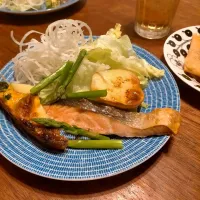 Snapdishの料理写真:鮭のムニエル|りらさん