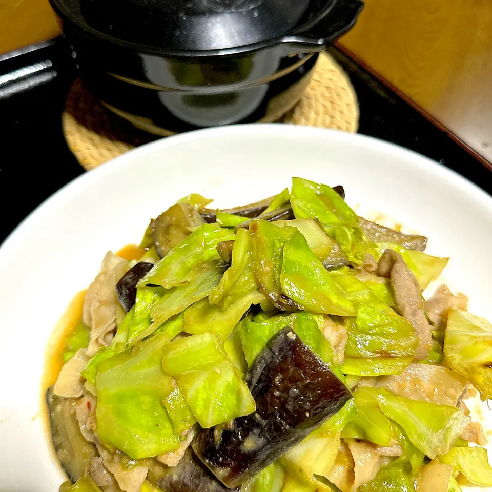 春キャベツと豚バラの茄子味噌炒め|たまさん