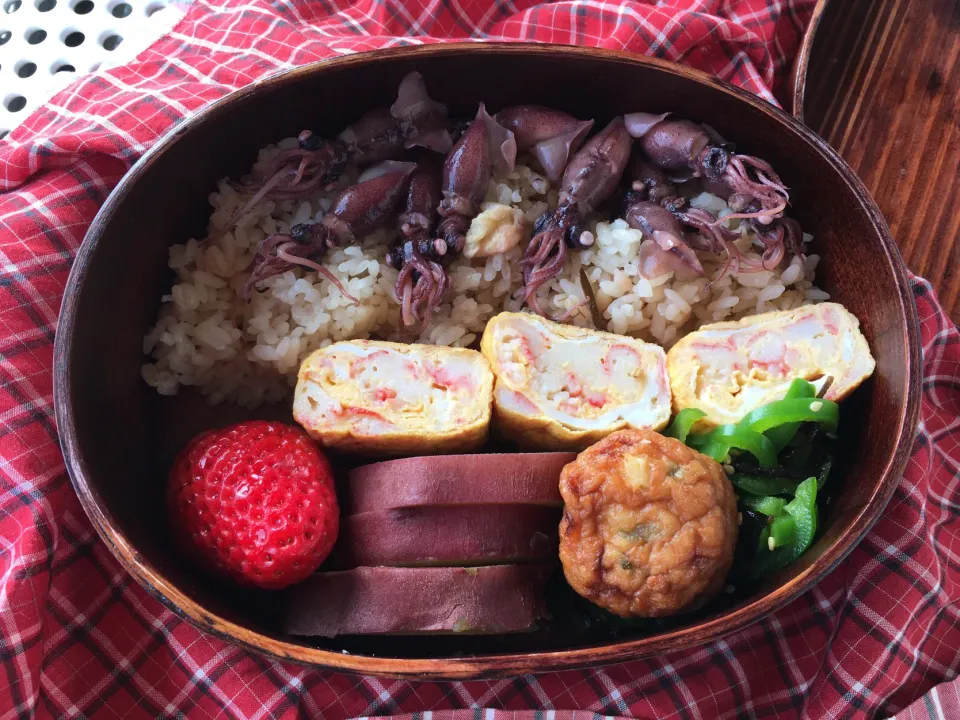 ほたるイカの炊き込みご飯弁当|*なおみん*さん