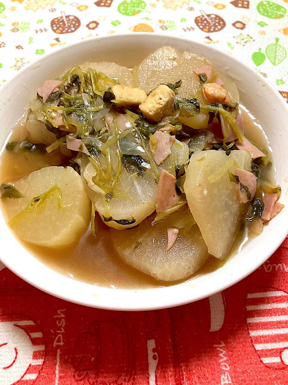 大根と三葉の煮物