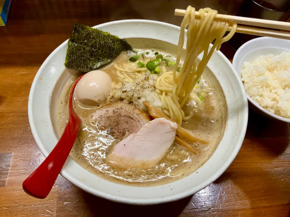 濃厚味玉むじゃきラーメン　　　　　　　　　　　　茨城　小美玉にある　三代目むじゃき|Takeshi  Nagakiさん