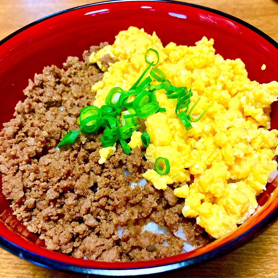 そぼろ丼🍀|まいりさん