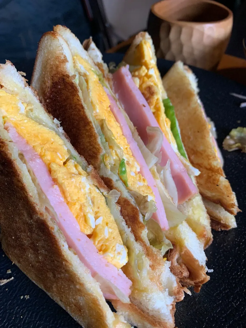 ホットサンドメーカーでホットサンド🥪|みっこちゃんさん