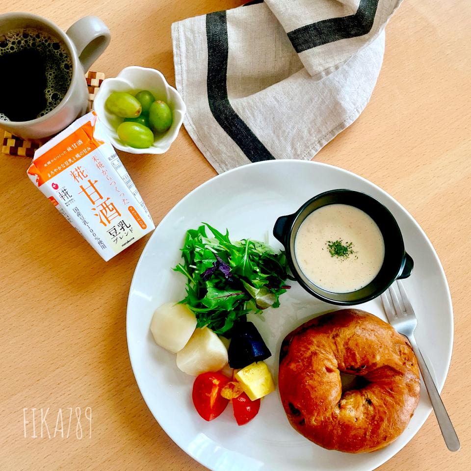 ほんのり甘いポタージュ で  ブランチ