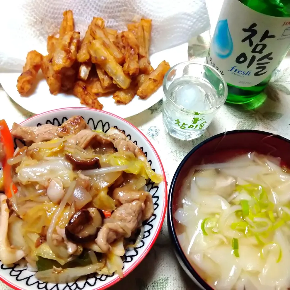 Snapdishの料理写真:中華丼、ワンタンスープ|うたかた。さん