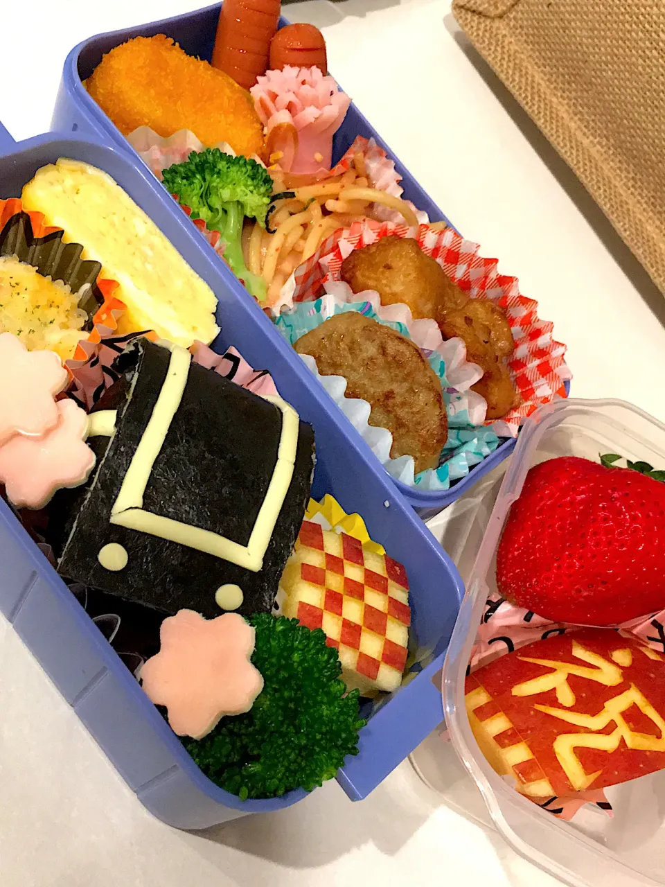 小学校最後のお弁当！祝卒業！|tomoさん